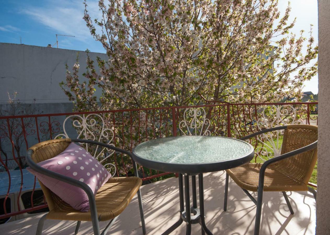 Apartmani Ivan Kaštela Buitenkant foto
