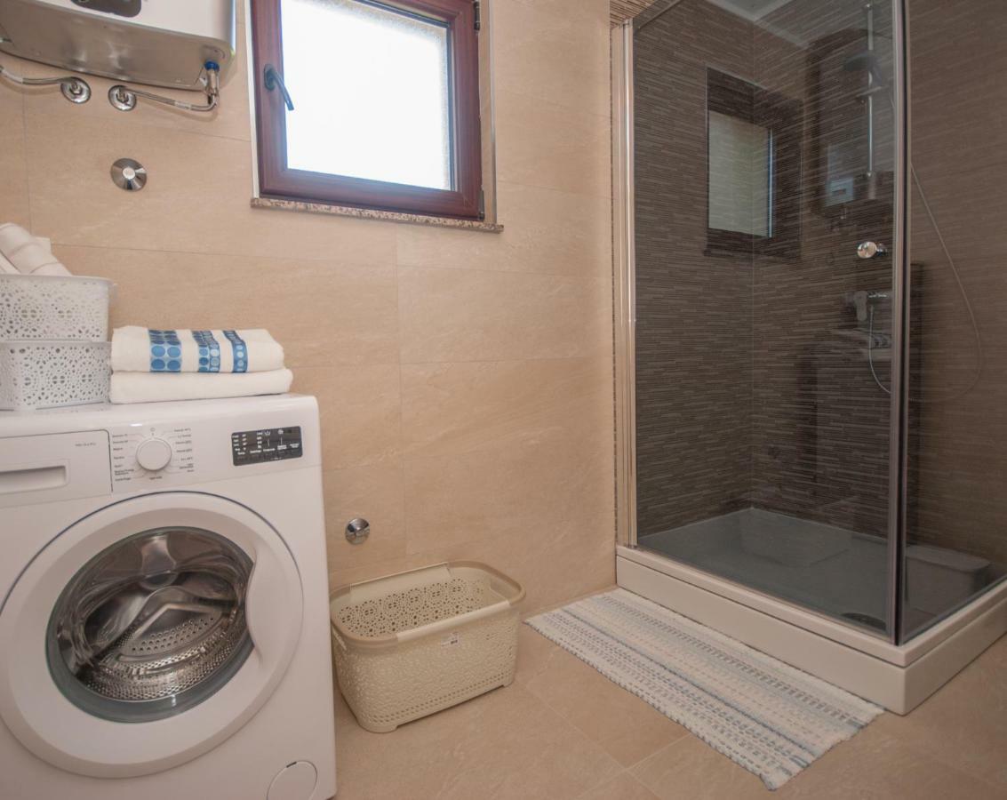 Apartmani Ivan Kaštela Buitenkant foto