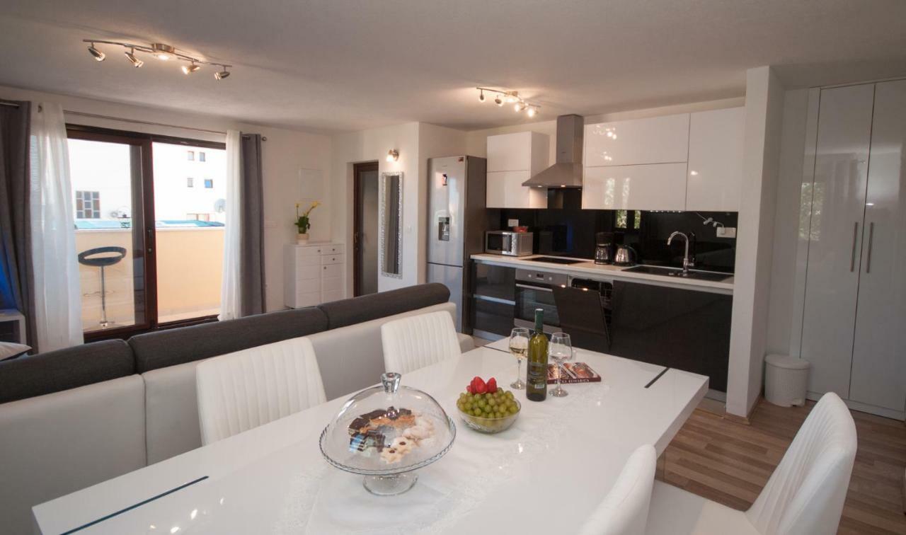 Apartmani Ivan Kaštela Buitenkant foto